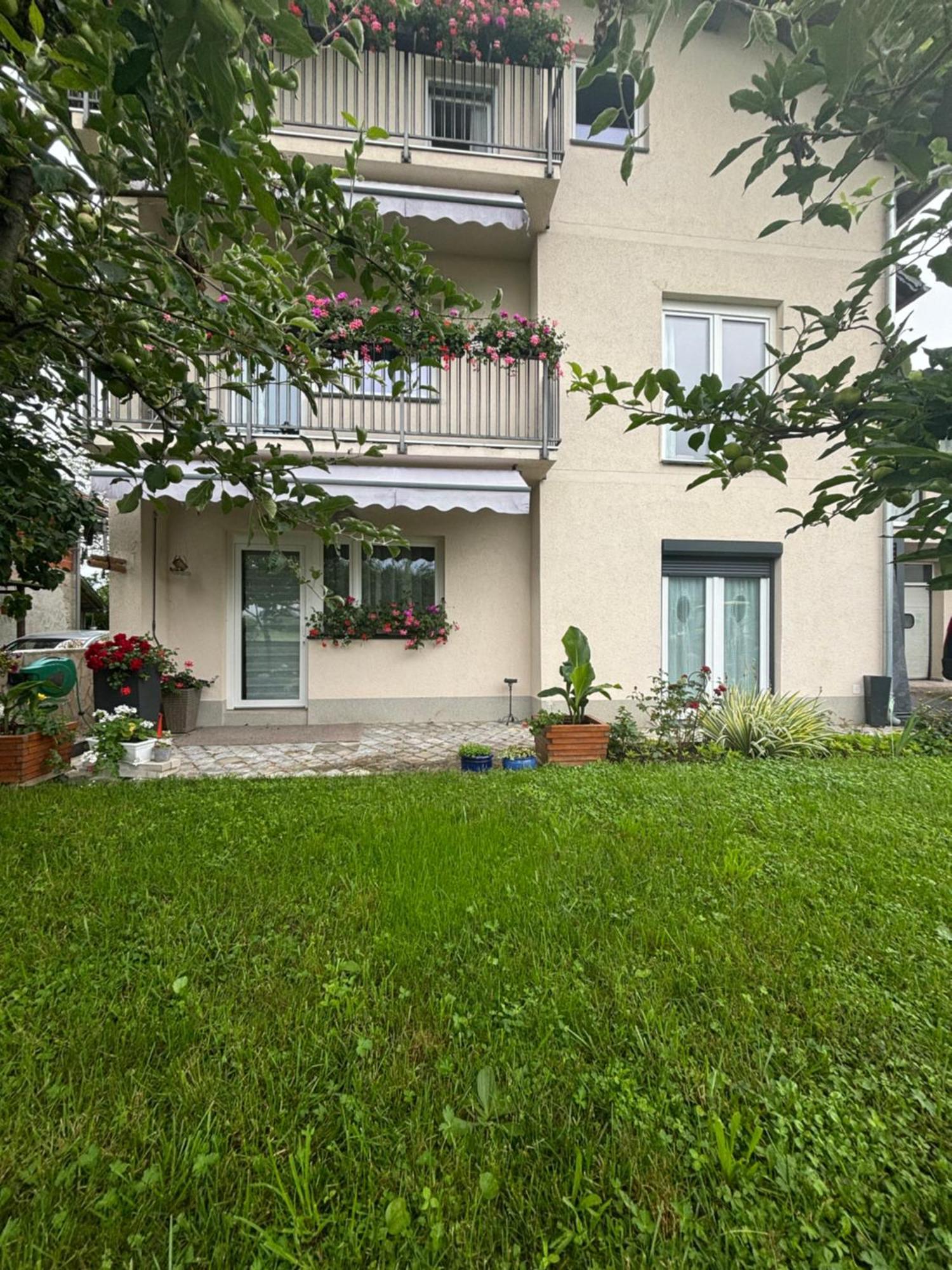 Apartment Naki Bihać Esterno foto