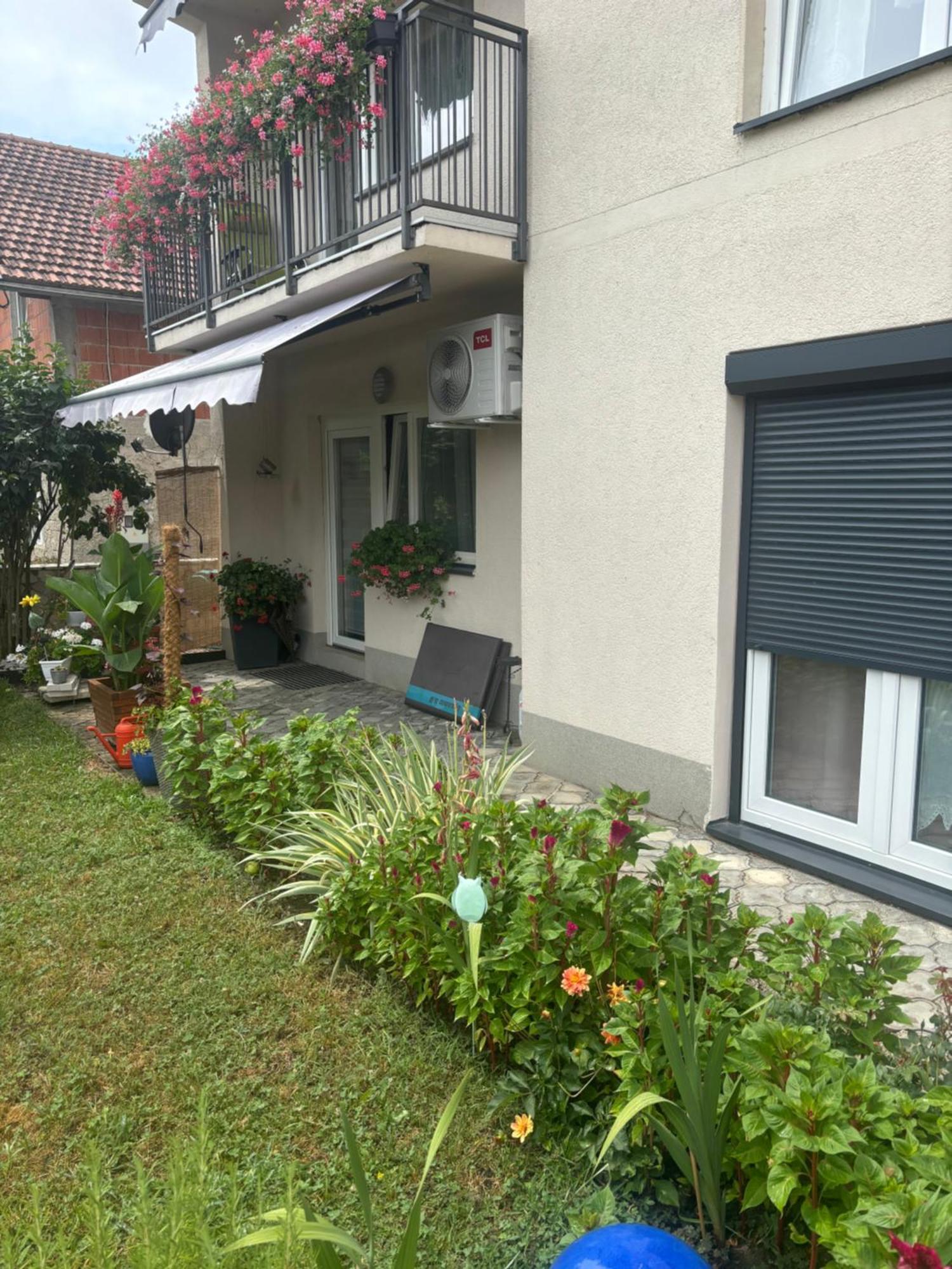 Apartment Naki Bihać Esterno foto